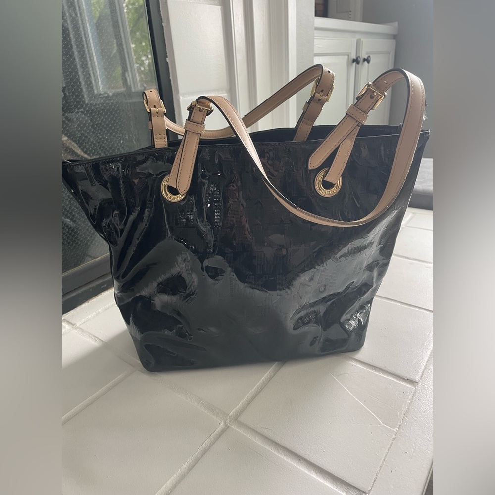 Michael Kors tote